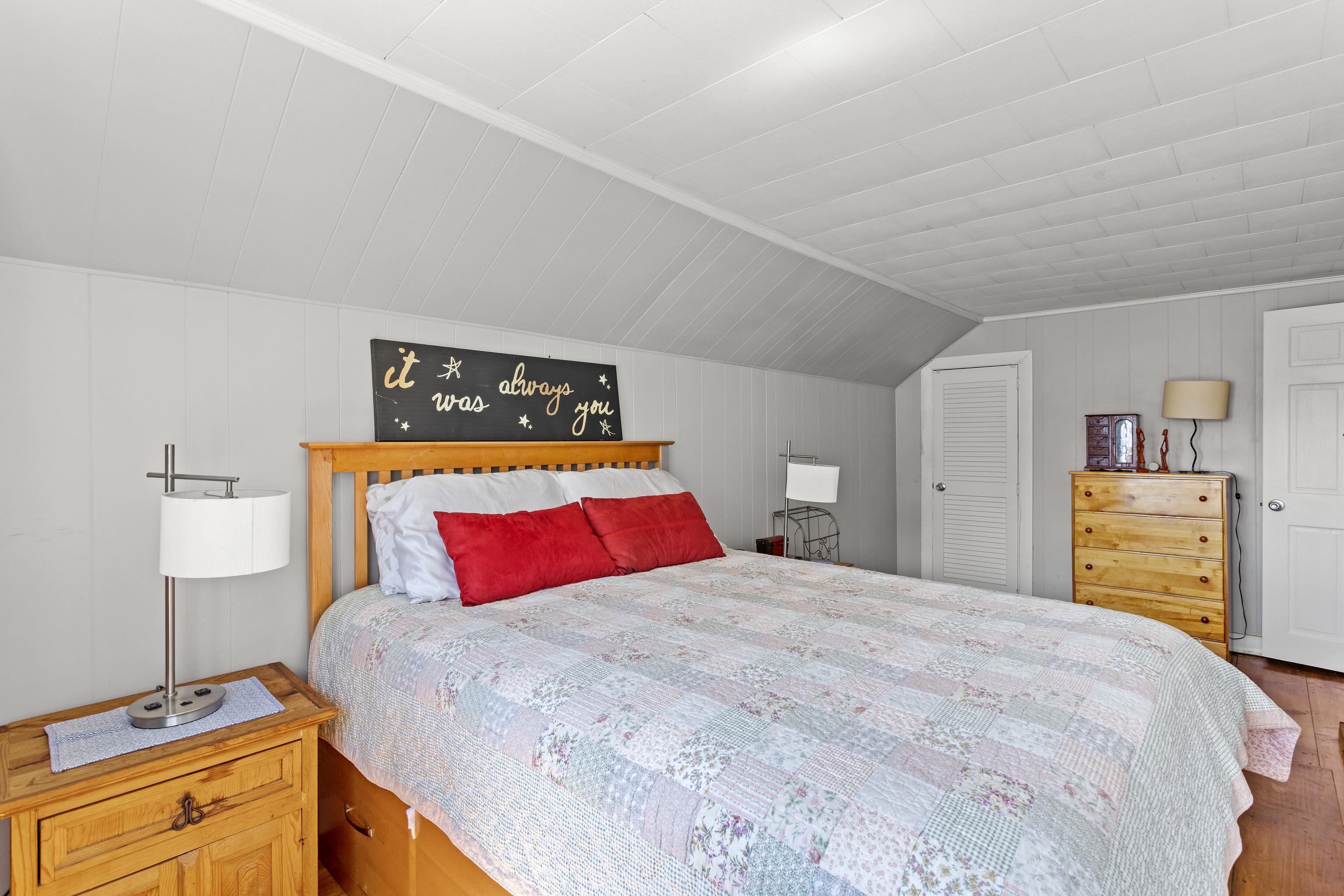 71 Franklin Street Derry, NH 03038 - Photo 23 of 59