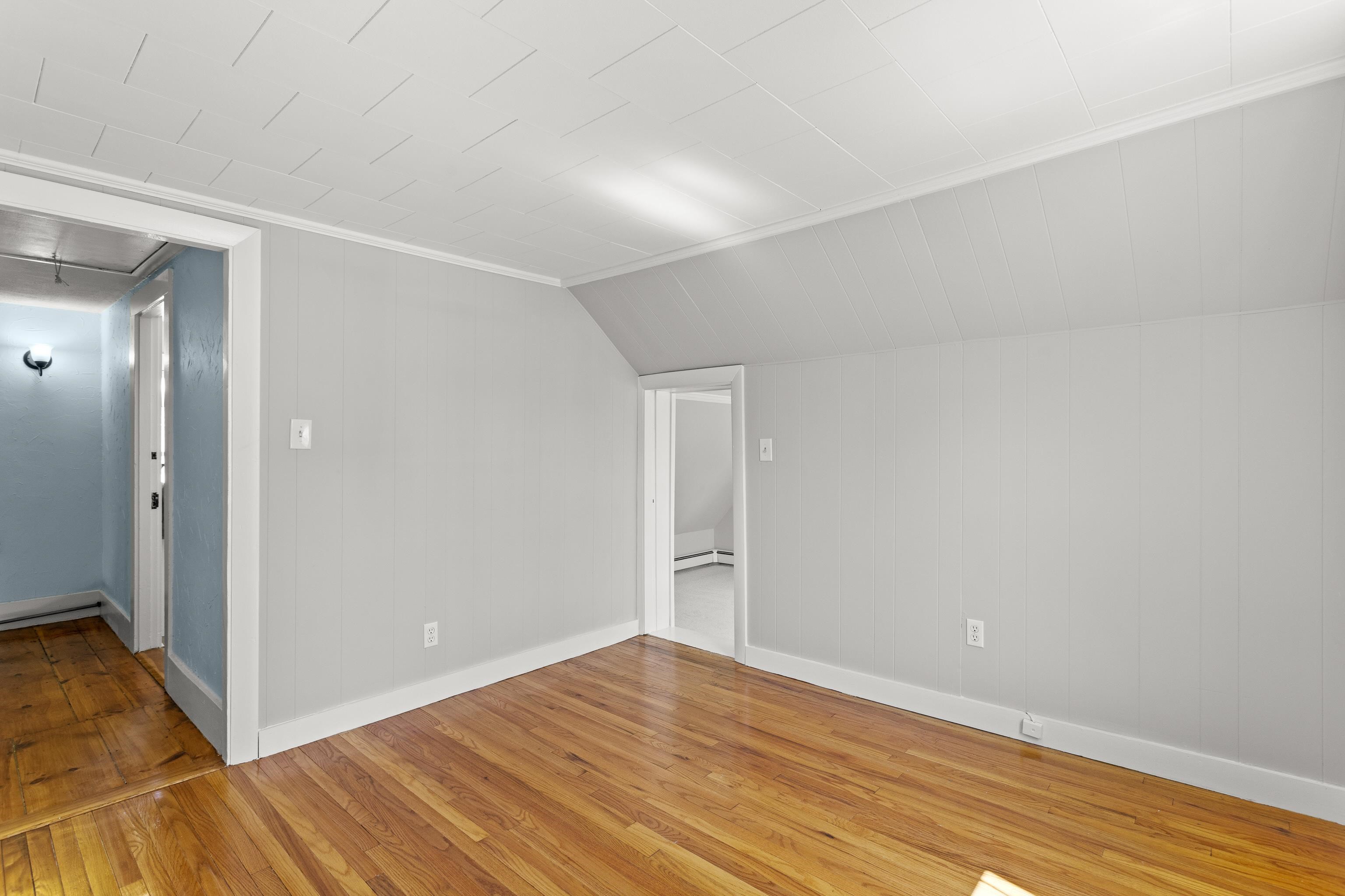 71 Franklin Street Derry, NH 03038 - Photo 27 of 59