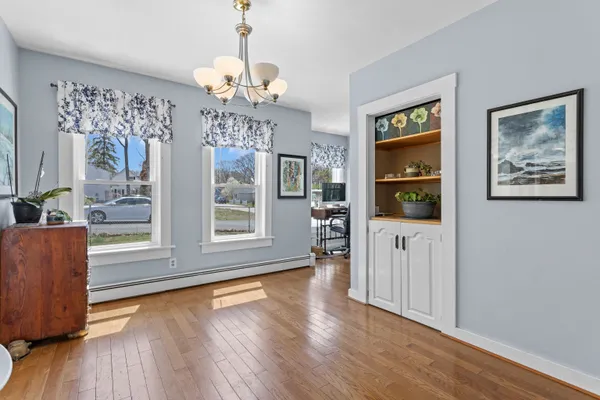 $449,900 | 71 Franklin Street, Derry, NH 03038