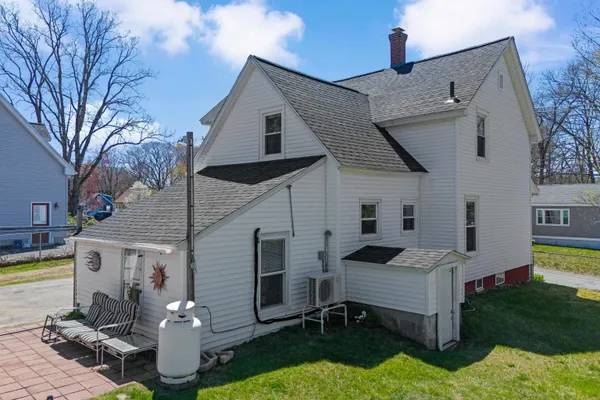 $449,900 | 71 Franklin Street, Derry, NH 03038