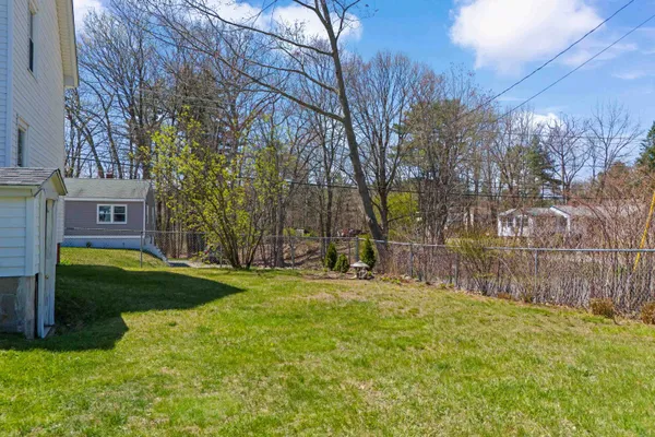 $449,900 | 71 Franklin Street, Derry, NH 03038
