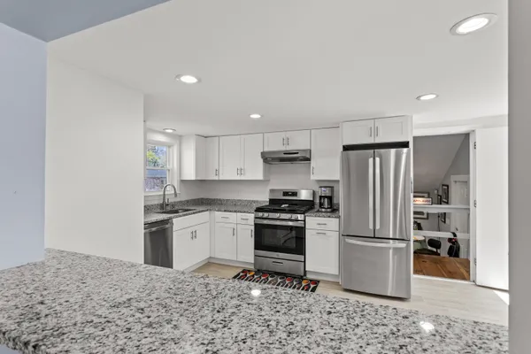 $449,900 | 71 Franklin Street, Derry, NH 03038
