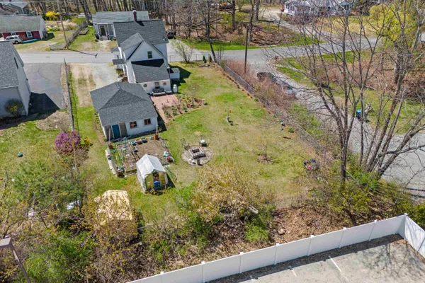 $449,900 | 71 Franklin Street, Derry, NH 03038