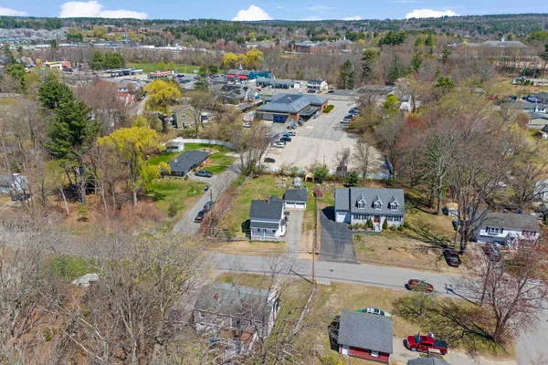 $449,900 | 71 Franklin Street, Derry, NH 03038