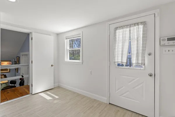 $449,900 | 71 Franklin Street, Derry, NH 03038
