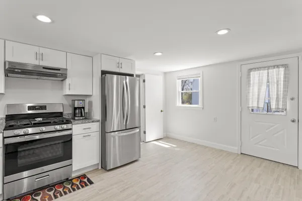 $449,900 | 71 Franklin Street, Derry, NH 03038