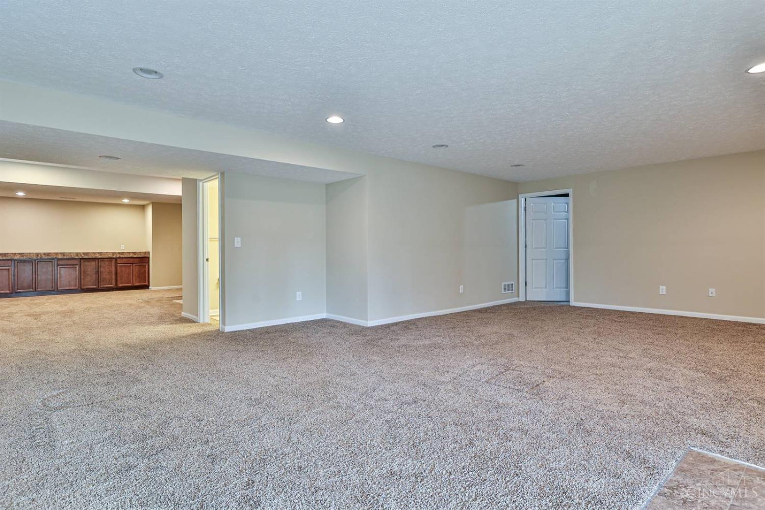 941 Ellson Road Cincinnati, OH 45245 - Photo 20 of 38 Gallery Image 20