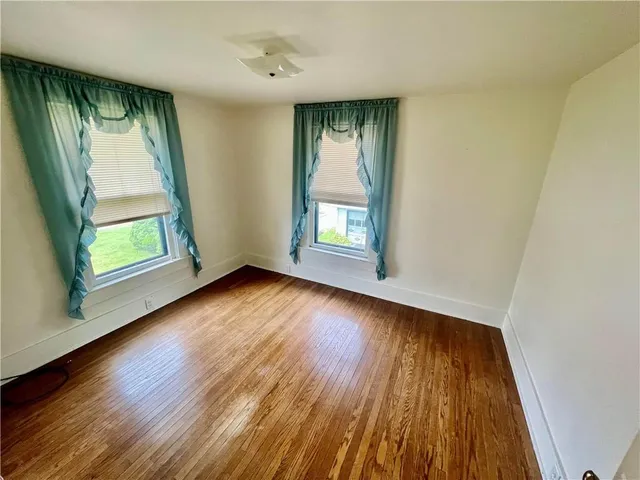 $1,300 | 1035 Beckford Street, New Castle, PA 16101