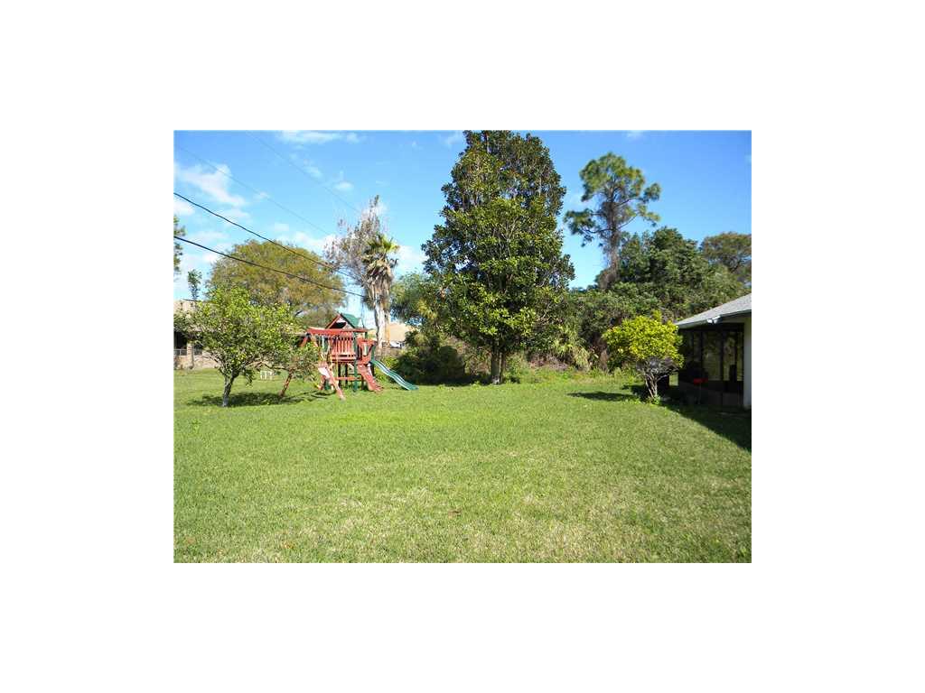 257 Midvale Terrace Sebastian, FL 32958 - Photo 8 of 11
