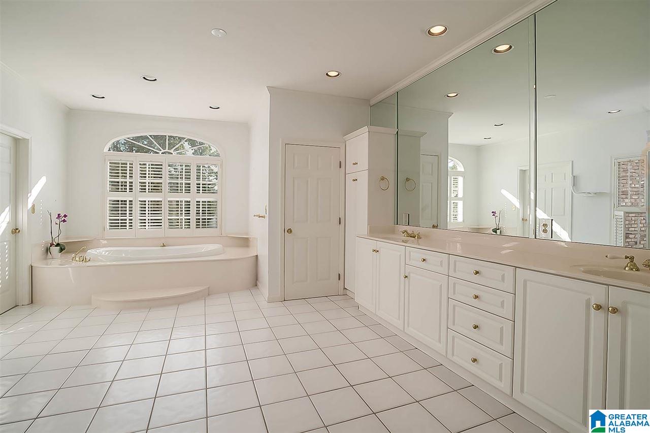 3505 Crestbrook Road Mountain Brook, AL 35223 - Photo 30 of 46