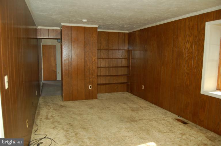 18916 Olney Mill Road Olney, MD 20832 - Photo 6 of 24 a view of an empty room