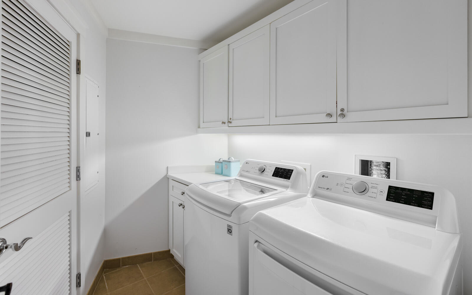 100 Bridge Lane, Unit 214C Inlet Beach, FL 32461 - Photo 29 of 54 a utility room with dryer and washer