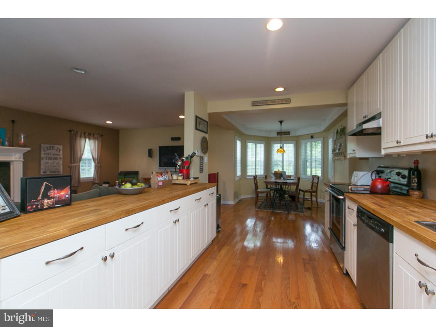 1416 Holcomb Road Abington, PA 19006 - Photo 14 of 19
