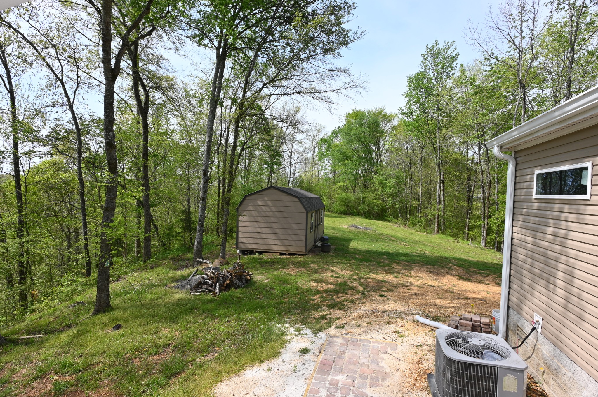 293 Horseshoe Bend Road Linden, TN 37096 - Photo 10 of 39