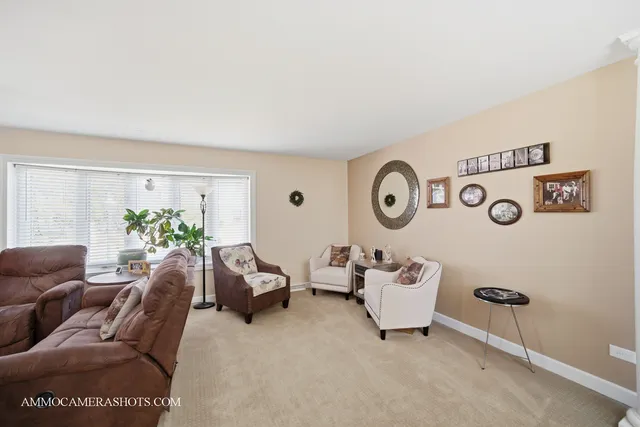 $474,900 | 817 Woodland Hills Road, Batavia, IL 60510