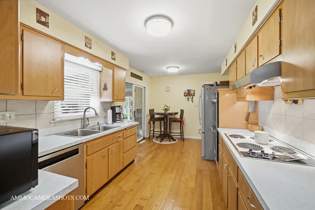 $474,900 | 817 Woodland Hills Road, Batavia, IL 60510