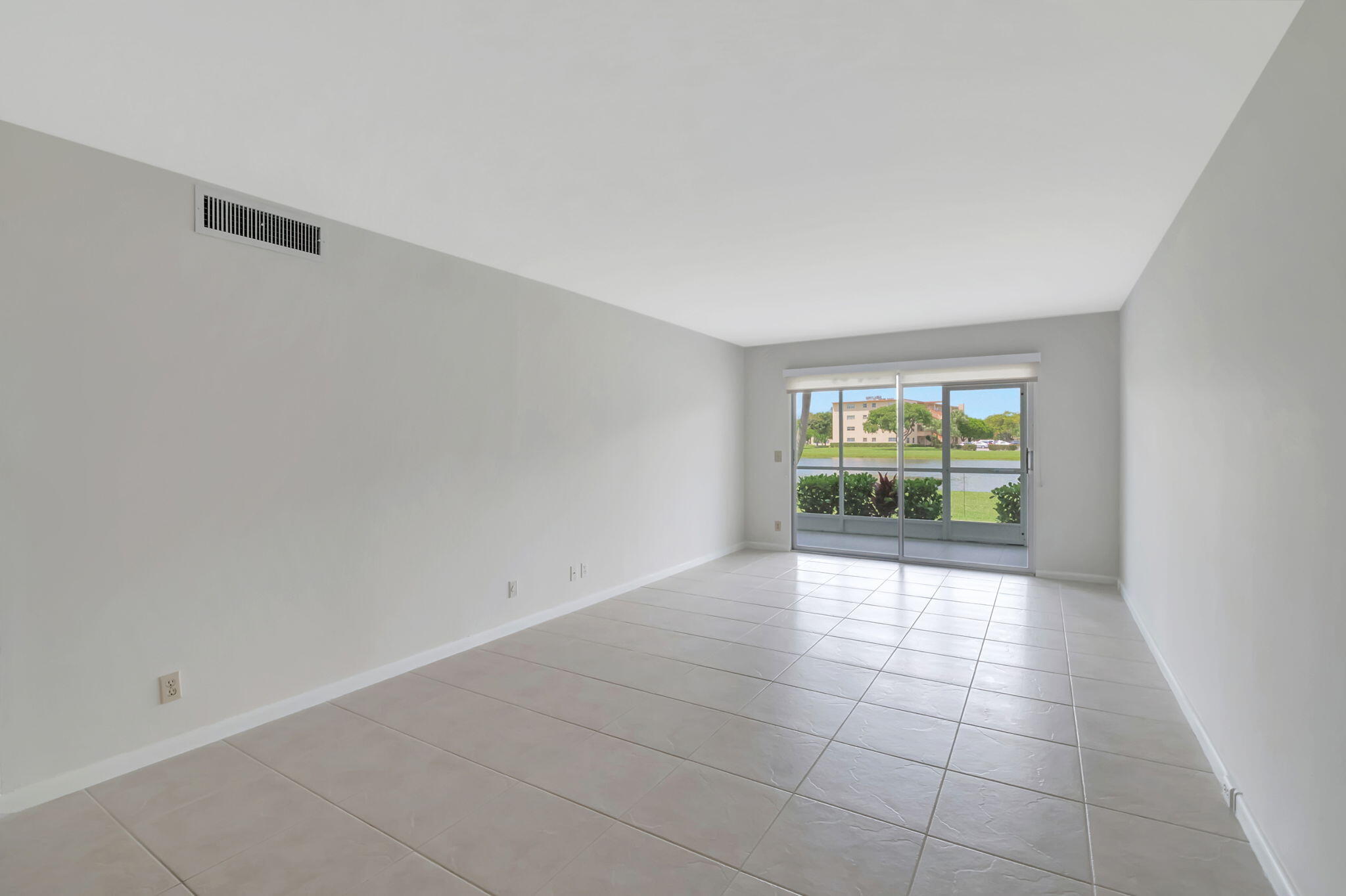 1038 Lincoln B Boca Raton, FL 33434 - Photo 6 of 51 1038 Lincoln B