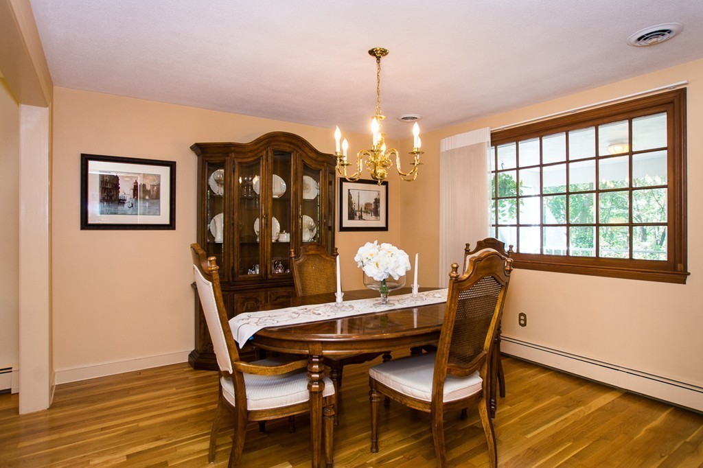 44 Circle Road Lexington, MA 02420 - Photo 7 of 29 Gallery Image 7