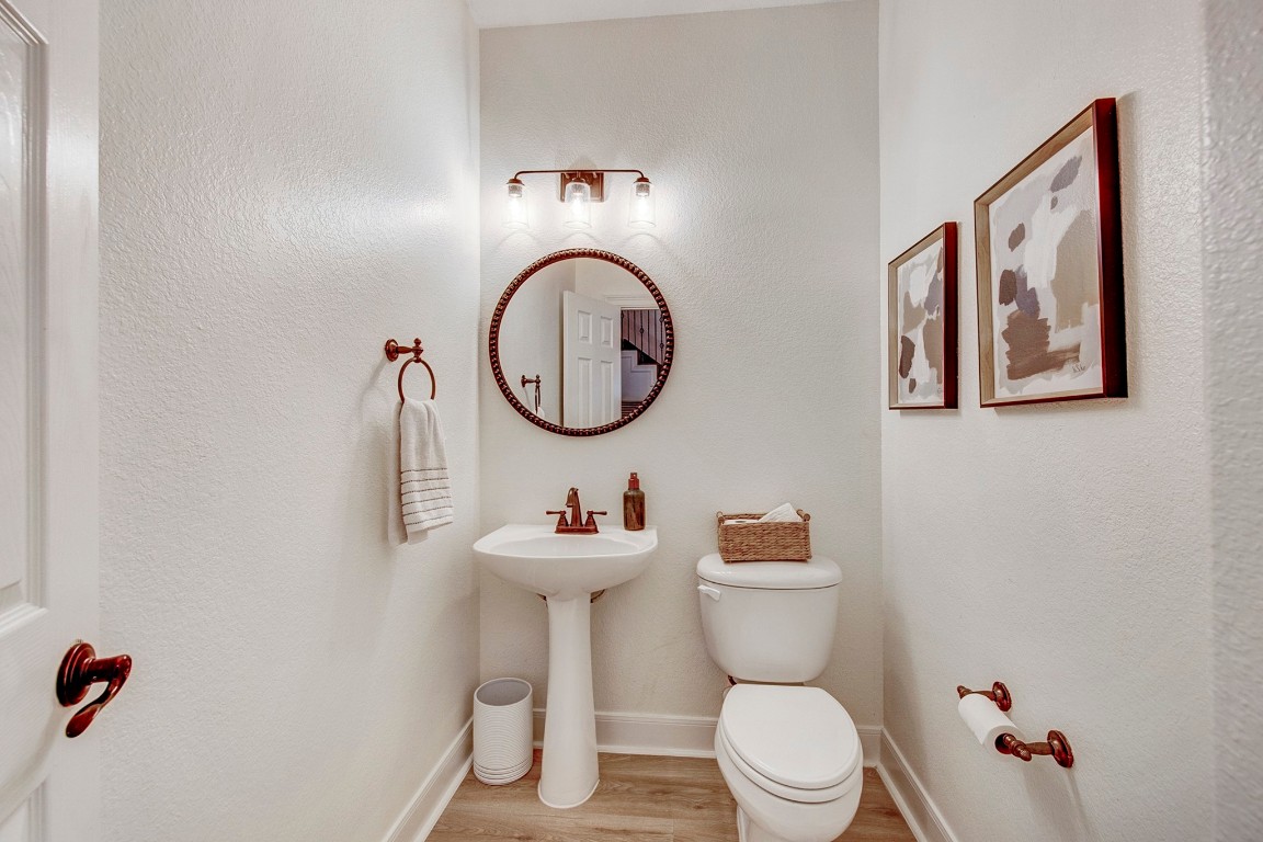 2600 Silverstone Way Conroe, TX 77304 - Photo 9 of 49