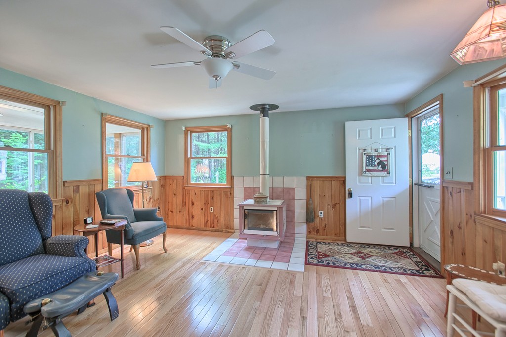 21 Easement Road Tewksbury, MA 01876 - Photo 17 of 29 Gallery Image 17
