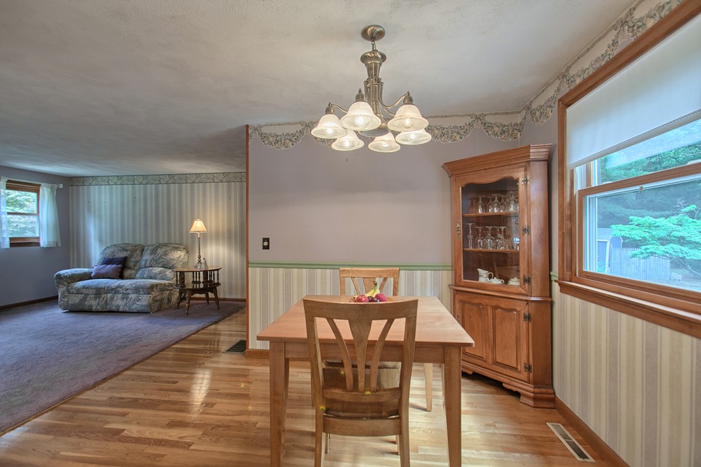21 Easement Road Tewksbury, MA 01876 - Photo 8 of 29 Gallery Image 8