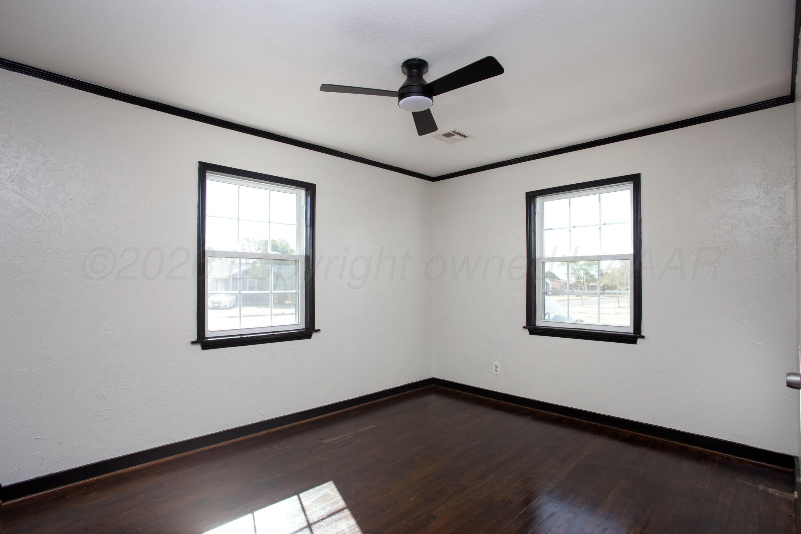 4612 Cline Road Amarillo, TX 79110 - Photo 21 of 40 Bedroom 1