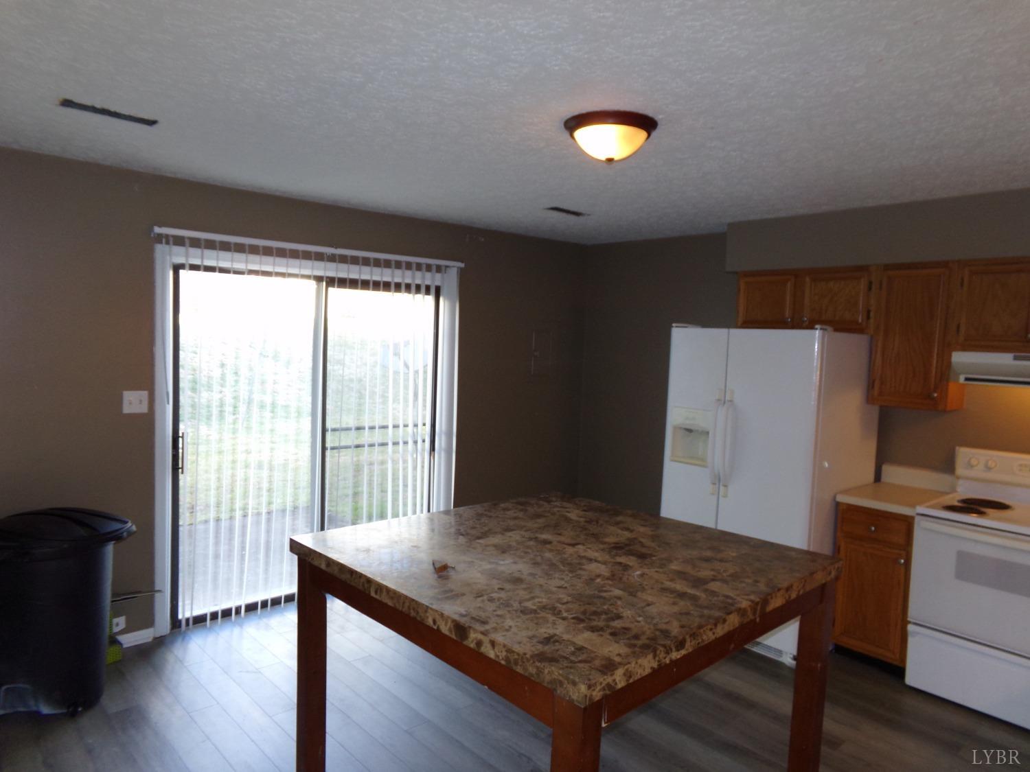 8022 Timberlake Road, Unit 34 Lynchburg, VA 24502 - Photo 8 of 13 Gallery Image 8