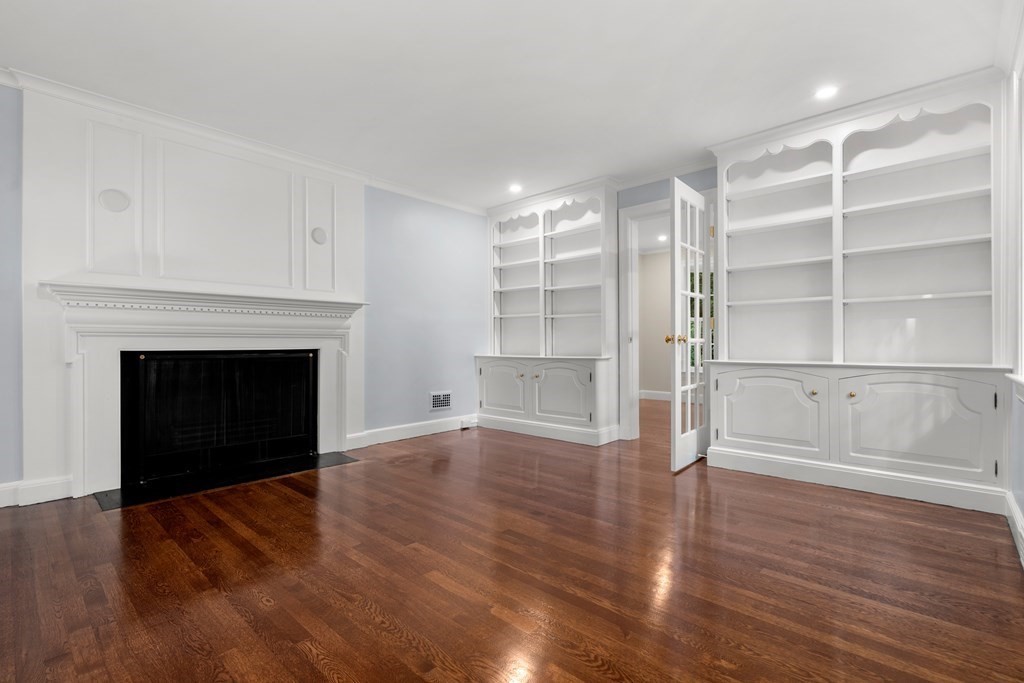 23 Plymouth Road Wellesley, MA 02481 - Photo 11 of 39 Gallery Image 11