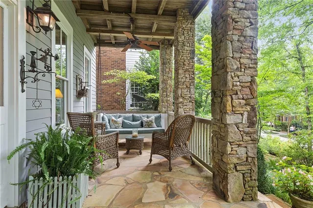 $1,195,000 | 9032 Selborne Lane, Chattahoochee Hills, GA 30268
