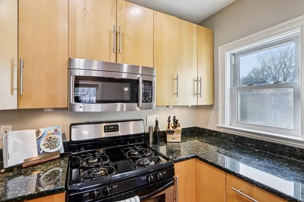$2,950 | 39 Forest Street, Unit 39, Arlington, MA 02476