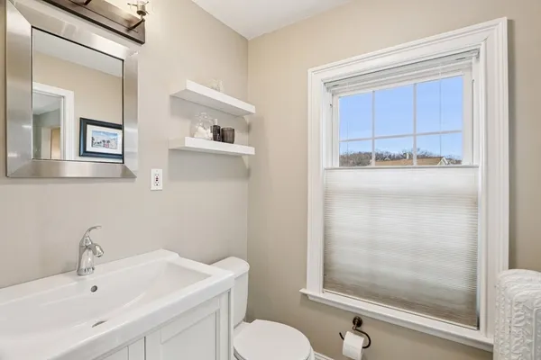 $2,950 | 39 Forest Street, Unit 39, Arlington, MA 02476