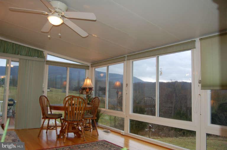 536 Poor House Road Front Royal, VA 22630 - Photo 12 of 30 Interior (General)