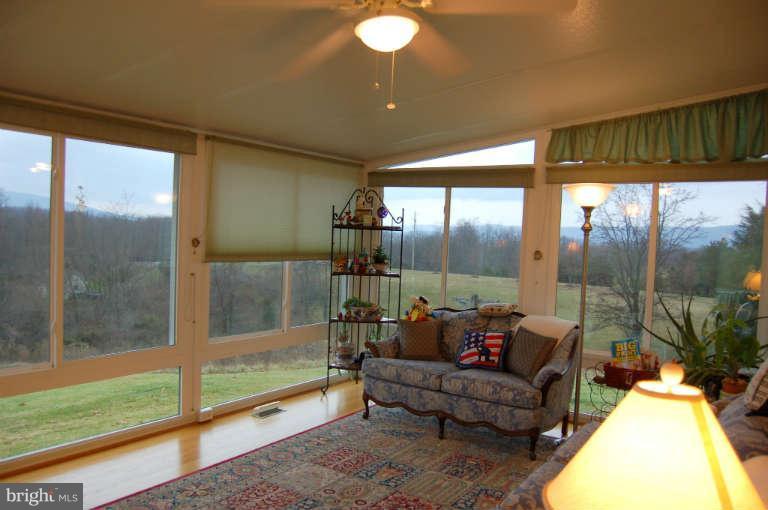 536 Poor House Road Front Royal, VA 22630 - Photo 13 of 30 Interior (General)