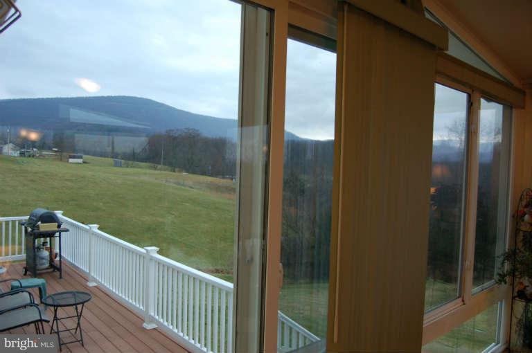 536 Poor House Road Front Royal, VA 22630 - Photo 14 of 30 Interior (General)