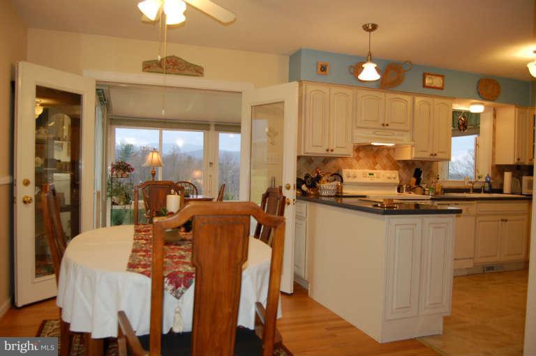 536 Poor House Road Front Royal, VA 22630 - Photo 15 of 30 Dining Room