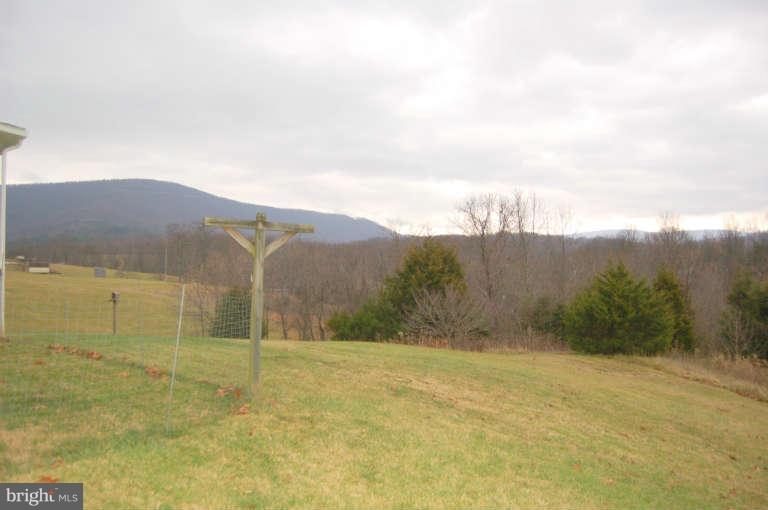536 Poor House Road Front Royal, VA 22630 - Photo 7 of 30 View