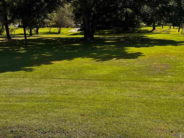 $2,100 | 9955 Buttercup Drive, Baton Rouge, LA 70809