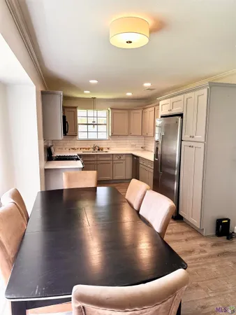$1,950 | 9955 Buttercup Drive, Baton Rouge, LA 70809