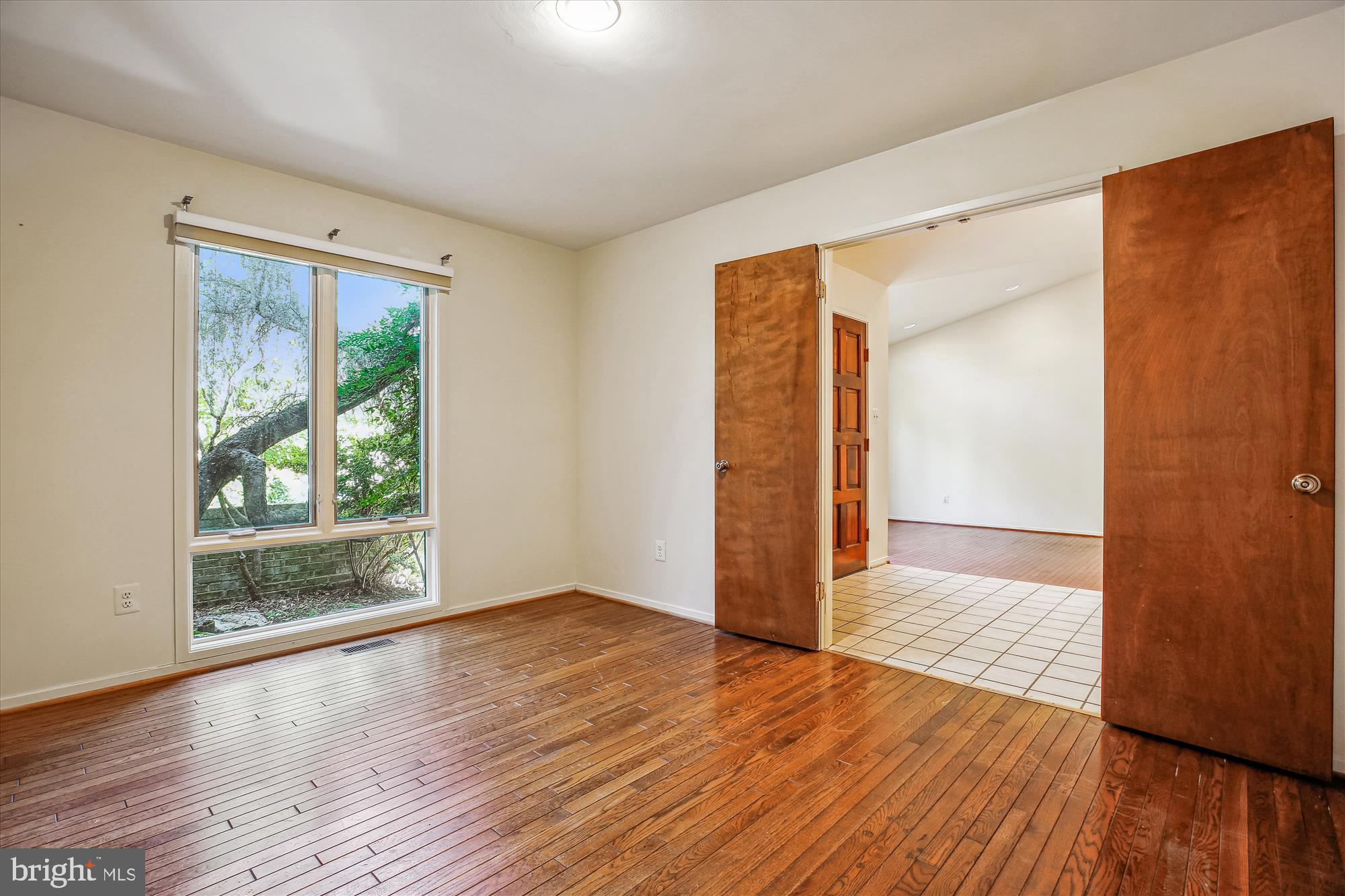 7922 Springer Road Bethesda, MD 20817 - Photo 22 of 58 Main Level Office
