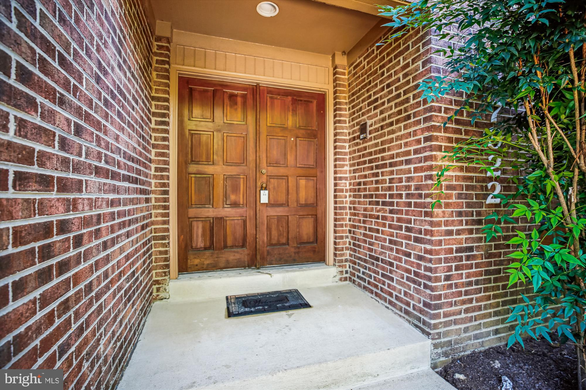 7922 Springer Road Bethesda, MD 20817 - Photo 3 of 58 Beautiful Double Wood Doors