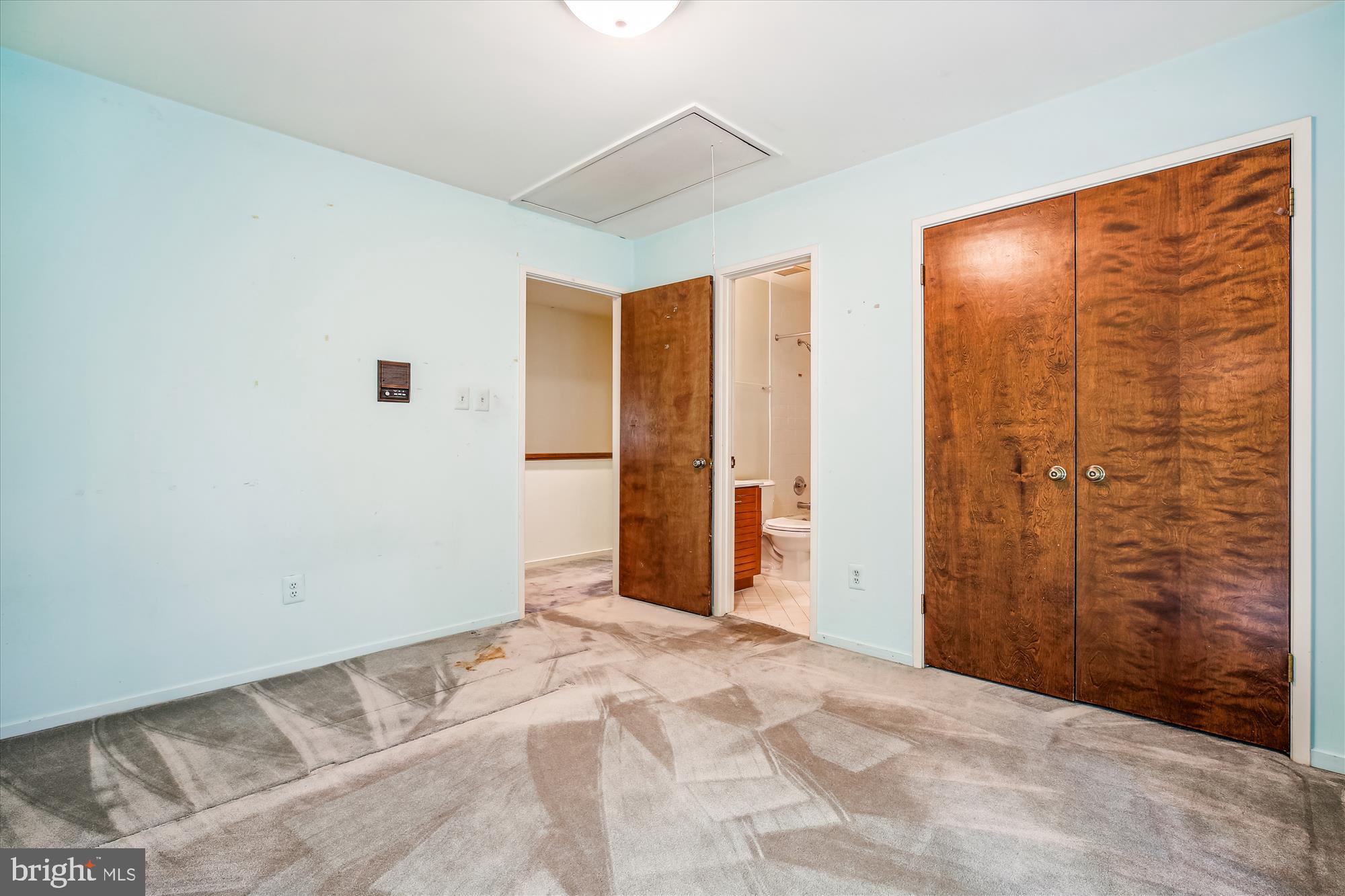 7922 Springer Road Bethesda, MD 20817 - Photo 36 of 58 Third Bedroom