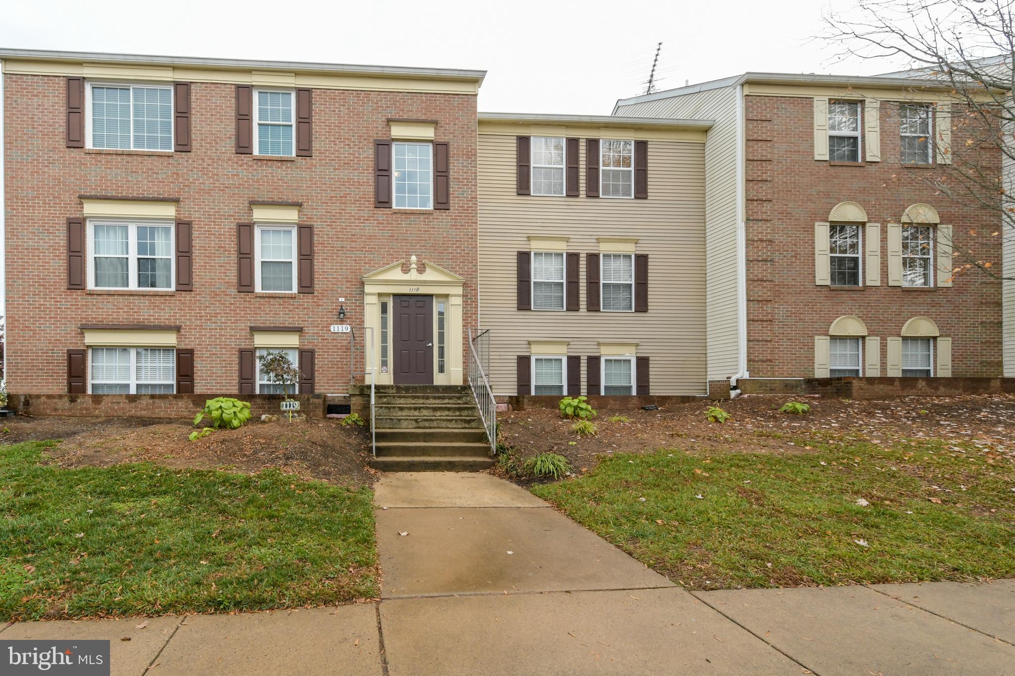 1119 Huntmaster Terrace Northeast, Unit 301, Leesburg, VA 20176 Compass