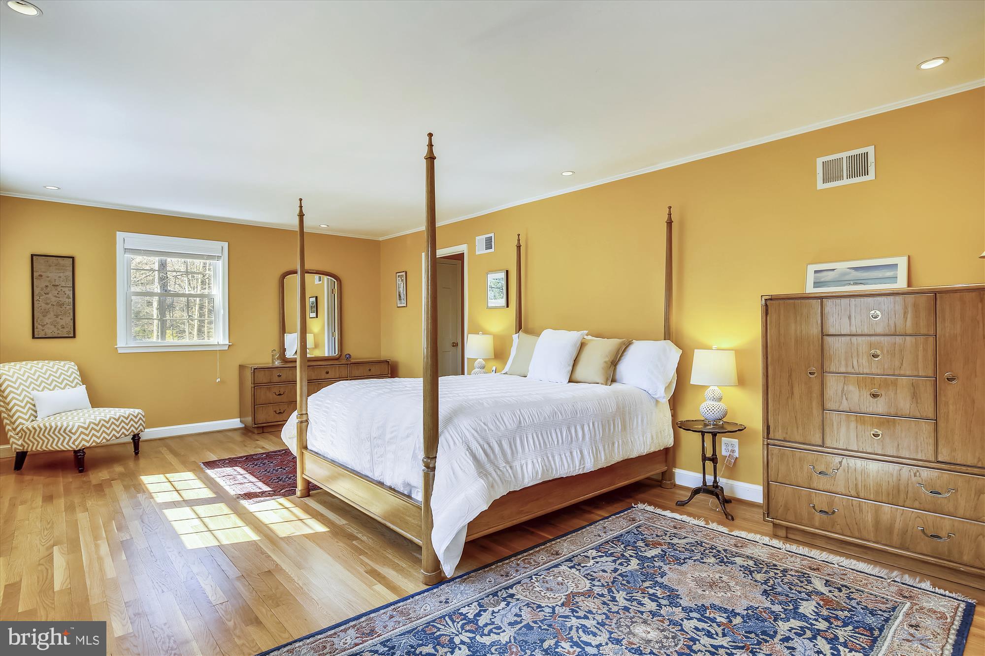 7107 Devonshire Road Alexandria, VA 22307 - Photo 21 of 42 View the trees from the comfort of your bed
