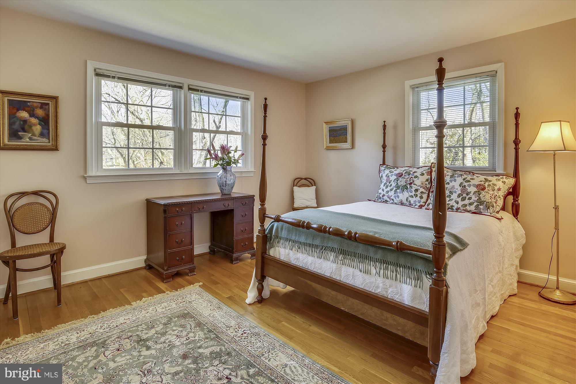 7107 Devonshire Road Alexandria, VA 22307 - Photo 26 of 42 Spacious 2nd bedroom on upper level