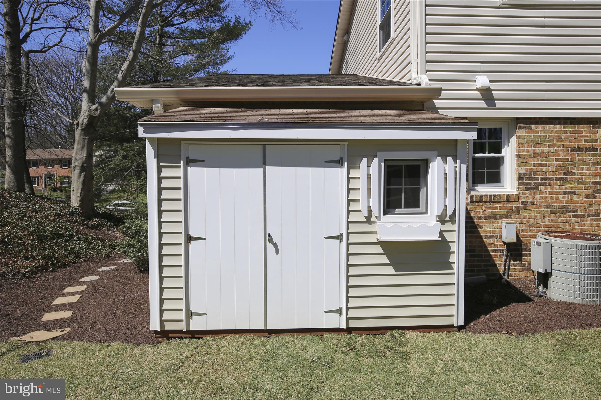 7107 Devonshire Road Alexandria, VA 22307 - Photo 40 of 42 Storage space for your outdoor activities