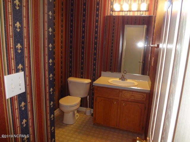 985 Spring Forest Road, Unit C5 Greenville, NC 27834 - Photo 9 of 23 Downstairs Half Bath