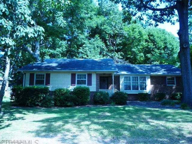 907 Oakview Road High Point, NC 27265 - Photo 2 of 14 Exterior Front.