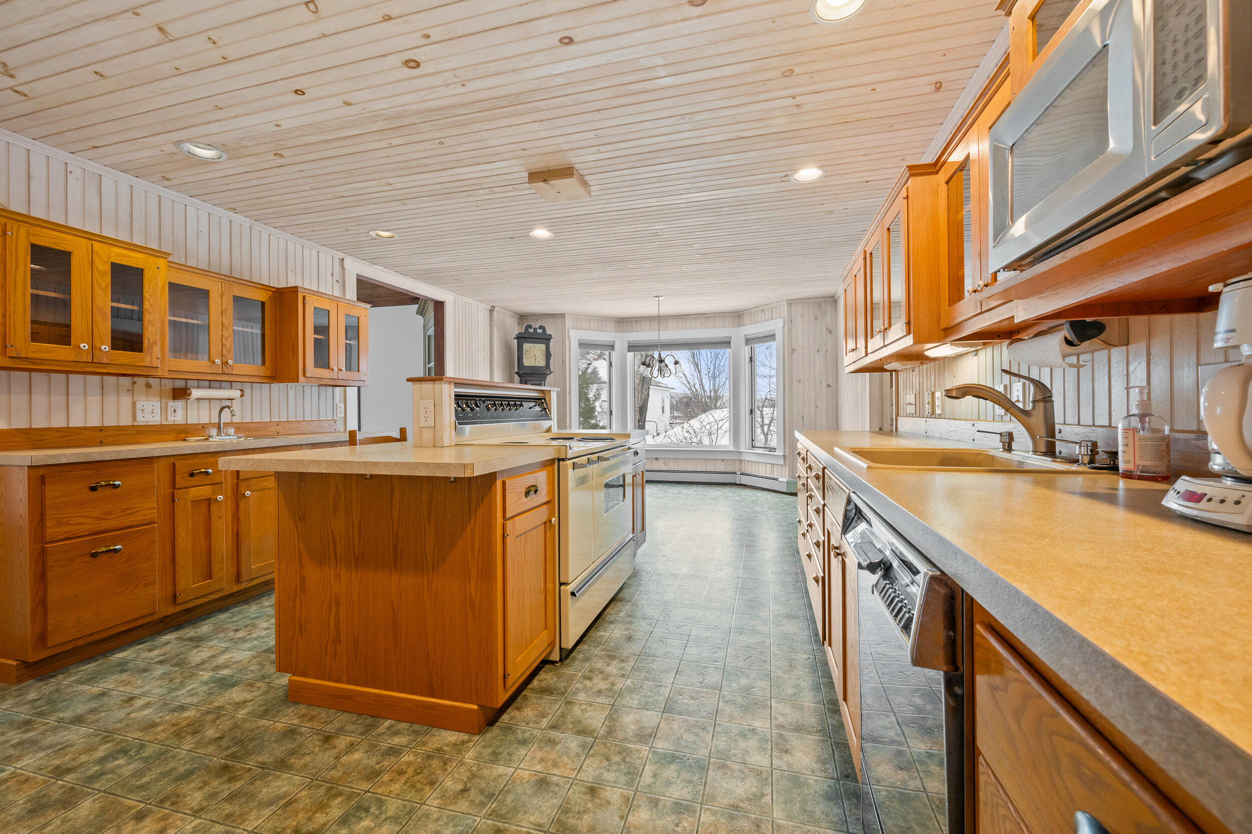 11 High Street Rangeley, ME 04970 - Photo 19 of 55 DSC_5157