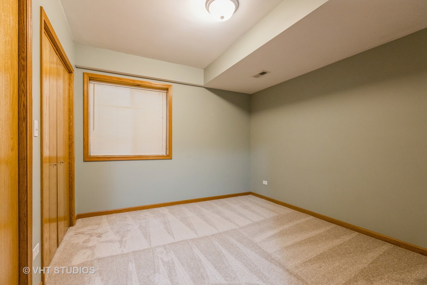 288 Stonegate Road Bolingbrook, IL 60440 - Photo 13 of 18