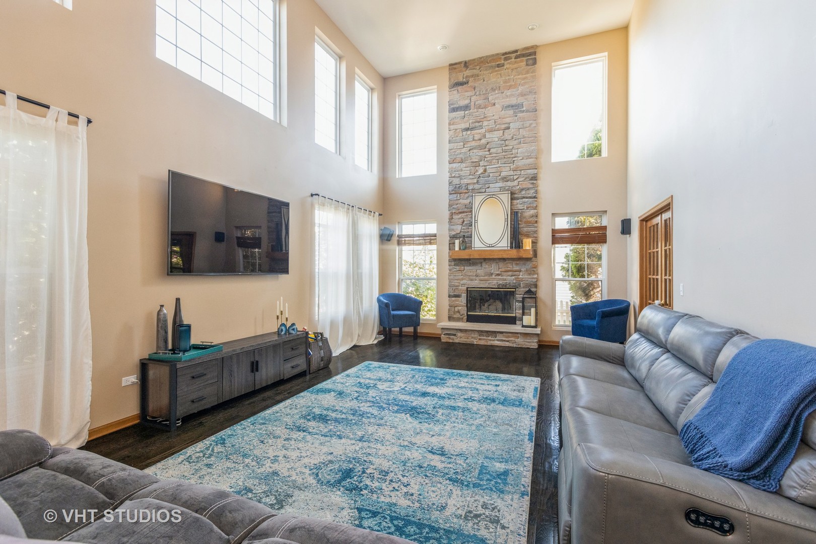 288 Stonegate Road Bolingbrook, IL 60440 - Photo 6 of 18